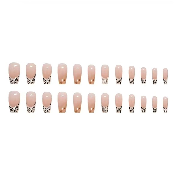 Safari Sister - Nail Junkie - full artificial nail set - Picture 2 of 5